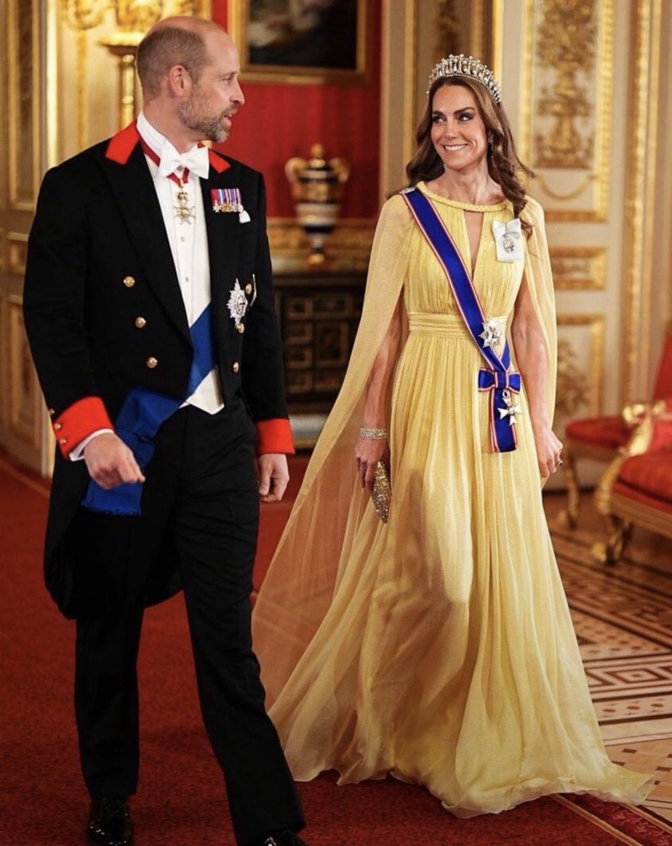 duchess_salty's tweet photo. @KensingtonRoyal @GregWInsight Exquisitely resplendent ❤️ https://t.co/6gDb24tUi5