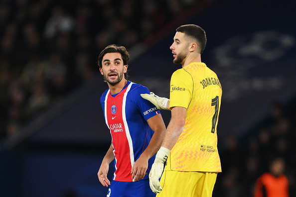 OptaJose's tweet photo. 10 - El @FCBarcelona ha recibido diez remates a puerta contra el @PSG_espanol al descanso.

Esta es la cifra más alta en un primer tiempo de remates a puerta en contra sufridos por el Barça en la @ChampionsLeague desde al menos la temporada 2003/04.

Acoso. https://t.co/IJKMDbDXvR