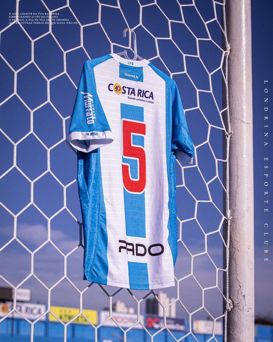 LondrinaEC's tweet photo. 🦈🩵 O manto do Tubarão para o duelo contra o Cuiabá!
📸 Rafael Martins/ Londrina EC.
#VamosPraCimaTubarão #LondrinaEC #LEC #LECxCUI #BrasileiraoB https://t.co/eUj9Okog56