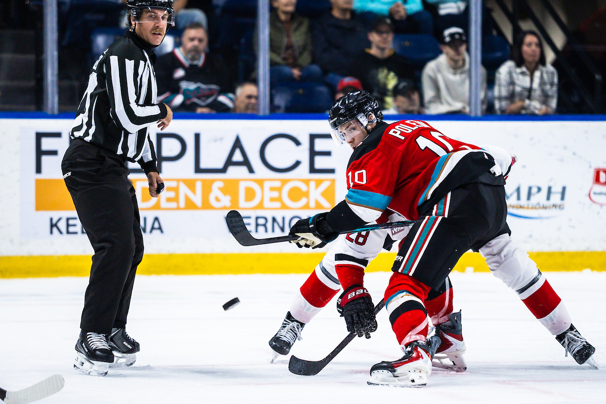 Reganrant's tweet photo. "We are not satisfied" - @Kelowna_Rockets HC Derrick Martin.

https://t.co/YyFFpiNQpP

Photo:📸@sdunsmoor https://t.co/JxVdmJCfiu
