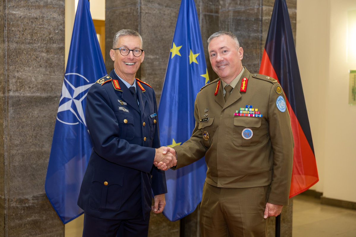 UN_Command's tweet photo. Deputy Commander UNC, Lieutenant General Scott Winter, met with Major General Wolfgang Ohl, Deputy Director-General for the Armed Forces at Germany’s Federal Ministry of Defence in Berlin.

#UnderOneFlag 🇩🇪 🇰🇷 🇺🇳

@BMVg_Bundeswehr https://t.co/gIK3YG4aTO