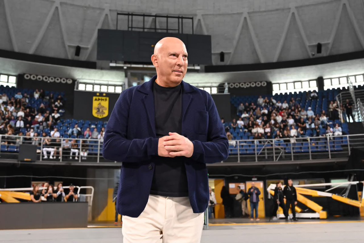 Auth_University's tweet photo. Some lessons stay with you long after the conversation ends. 🏀

Basketball legend Nikos Galis joined Christos Kiousis for a special talk on sport, dedication and the mindset that drives growth.

An inspiring moment for the next generation of AUTH.

#TheAUTHWelcome #ΔΕΗmyHome https://t.co/C2CzvJxJPP