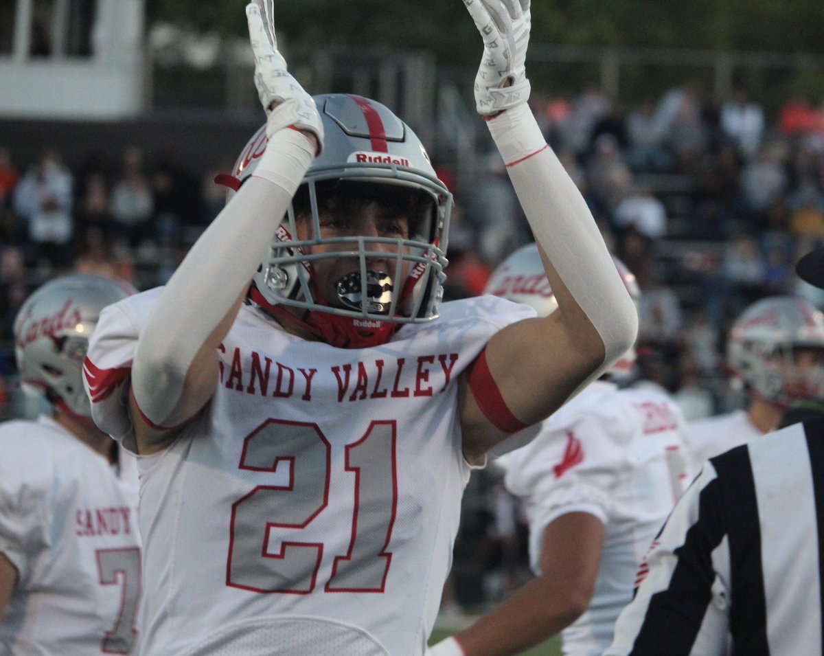 SVCardsFootball tweet picture