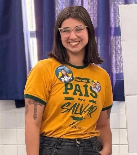 PortalBabados's tweet photo. 🚨Tata Werneck critica a deputada federal Eduarda Campopiano após ela se posicionar contra a LICENÇA-MATERNIDADE, afirmando que o benefício não é um direito, mas um PRIVILÉGIO: “Parabéns a todos que votaram. Impossível uma mãe concordar com isso” https://t.co/lQYDE16LEb