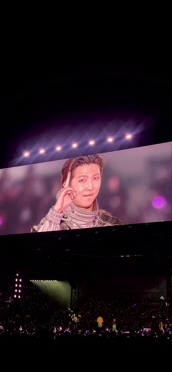 g4bvpb's tweet photo. HOLAAAAA tengo años sin buscar mutis en #armytwt  porfi denme bola las amo

Soy gaby
-20 años
-ot7
-hope y nam biased pero los amo a todos inmensamente
-army desde 2016
-me gusta el anime también 

-busco mutis plis (PLIS) me gusta interactuar y les juro que soy graciosa a veces https://t.co/aqG1wqzggJ
