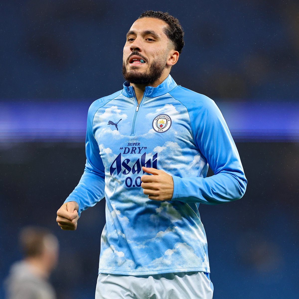 ActuFoot_'s tweet photo. 🚨🚨 RAYAN CHERKI 🇫🇷 ENCORE BUTEUR CE SOIR AVEC CITY !!! 🩵

Son début de saison est EX-CE-PTIO-NNEL : 

⚽️⚽️⚽️⚽️⚽️⚽️⚽️ 7 BUTS
🎯🎯🎯🎯 4 PASSES D

WAW. 💎 https://t.co/UsUE5UdIZV