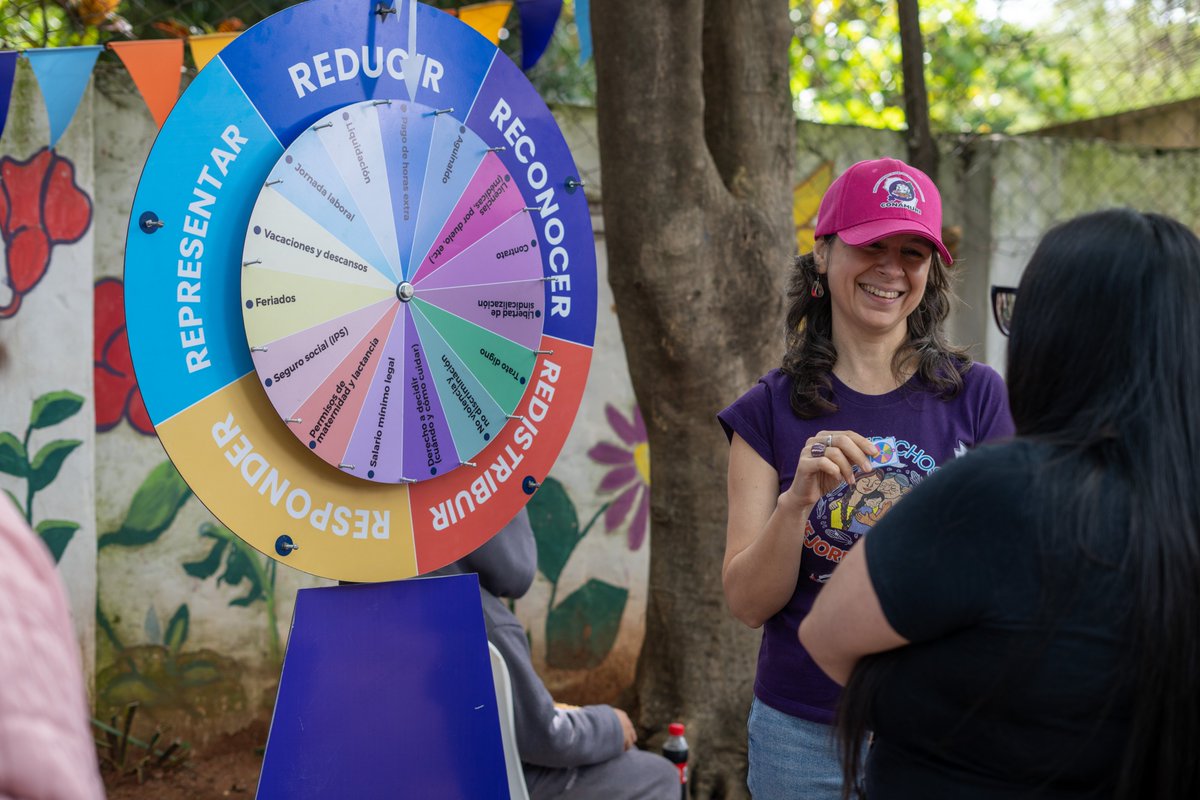 PlanPy's tweet photo. Cuidar es una responsabilidad compartida. 💙

En la feria comunitaria organizada por Mil Solidarios, lanzamos la campaña “Quien cuida vale y tiene derechos”, para visibilizar el trabajo de cuidados y promover la corresponsabilidad, la equidad y los derechos. https://t.co/sSPZS6bIXR