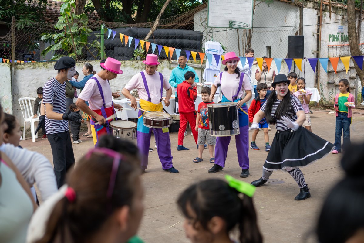 PlanPy's tweet photo. Cuidar es una responsabilidad compartida. 💙

En la feria comunitaria organizada por Mil Solidarios, lanzamos la campaña “Quien cuida vale y tiene derechos”, para visibilizar el trabajo de cuidados y promover la corresponsabilidad, la equidad y los derechos. https://t.co/sSPZS6bIXR