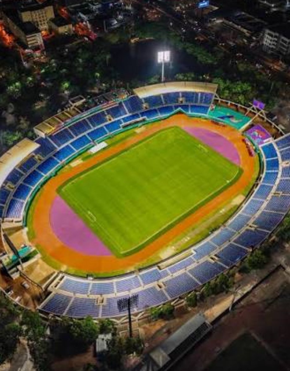 Alovesknj's tweet photo. Vengan para acá, que las laterales son lo de menos 😭

BTS IN ESTADIO OLÍMPICO FELIX SANCHEZ SANTO DOMINGO EN 2027 #BTSinDominicanRepublic #BTS #BTS_WORLDTOUR_ARIRANG_SANTODOMINGO #BTS_WORLDTOUR_ARIRANG_DOMINICANREPUBLIC #BTS_WORLDTOUR_ARIRANG_DR https://t.co/PmmtiaOPMk