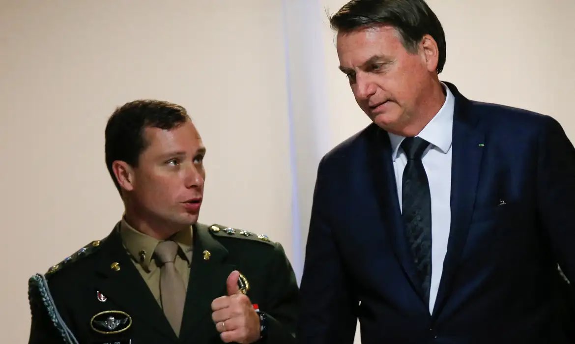propagulohenri's tweet photo. Bolsonaro Concordou com o plano

#PesquiseBolsonaroMandouMatarLula https://t.co/YHXtAWPGOs