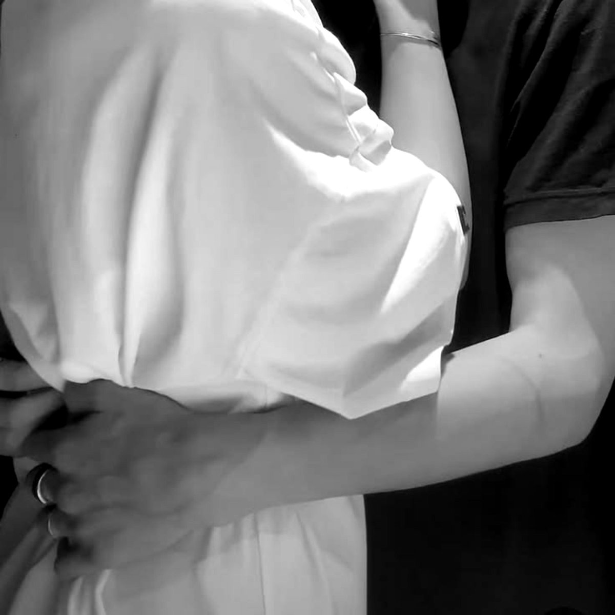 aeternumsun's tweet photo. 𝘼𝙙𝙙𝙞𝙘𝙩𝙚𝙙 — 𝙨𝙣𝙚𝙖𝙠 𝙥𝙚𝙚𝙠 🔞

mention of : cheeting, hars word https://t.co/7IxB9BYzub