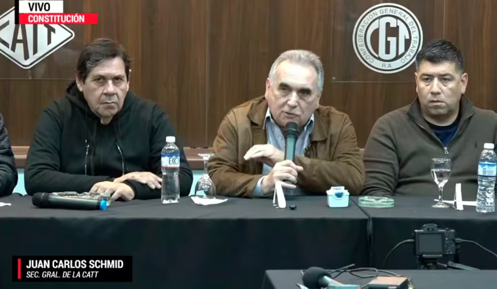 BairesParaTodos's tweet photo. Paro de subtes: levantan la medida de fuerza, pero advierten por una escalada del conflicto
https://t.co/xB9NQ26HgP #ParoDeSubtes https://t.co/5sfKwzeJQB