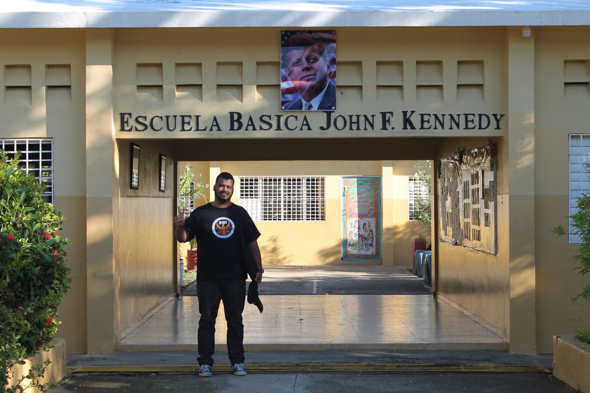 FBI_Bitcoin's tweet photo. ¿Qué hace falta para crear una economía circular?

Educación.
Comercios.
Comunidad.
Eso es exactamente lo que impulsa @unidosxsatoshi desde República Dominicana y el próximo paso será Montecristi, incorporando nuevos comerciantes y actividades durante los próximos meses. https://t.co/S7MNgKQYHN