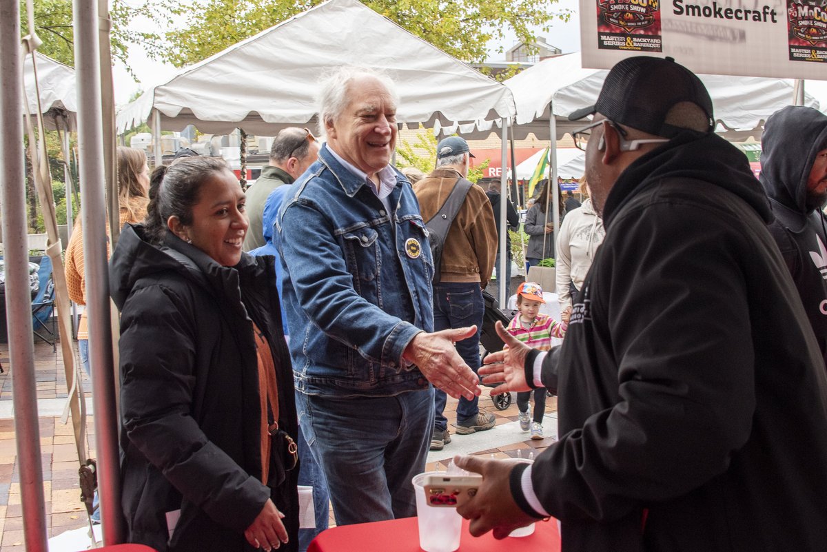 MontCoExec's tweet photo. Great to see so many people in downtown Wheaton on Saturday for the inaugural MoCo Smoke Show! The barbecue competition, local vendors and live music brought the community together while supporting local businesses. Thanks to everyone who helped make it happen! https://t.co/hJcG89j9pF