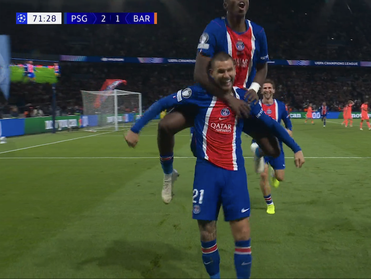 TouchlineX's tweet photo. 2-1 PSG.

GOOOOOOOOOOOOOOAAAAAALLLLLLL LUCAS HERNANDEZ !!!!!!!!!!!!!!!!!!!!!!!!! PSG ARE BEATING BARCELONA 2-1 !!!!!!!!!!!!!!!!!!!!!!!!!!!!!! BARCELONA WILL LOSE THEIR FIRST GAME OF THE SEASON !!!!!!!!!!!!!!!!!!!!!!!!!!!!!!!!!!! LUCAS HERNANDEZ SCORES !!!!!!!!!!!!!! 🔥🔥🔥🔥 https://t.co/0LNJpbndJ5