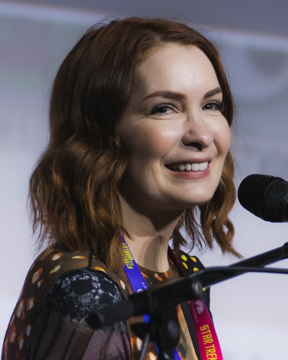 allytodd90's tweet photo. 🔥ALPHABET CHALLENGE🔥

Foxtrot - Felicia Day
