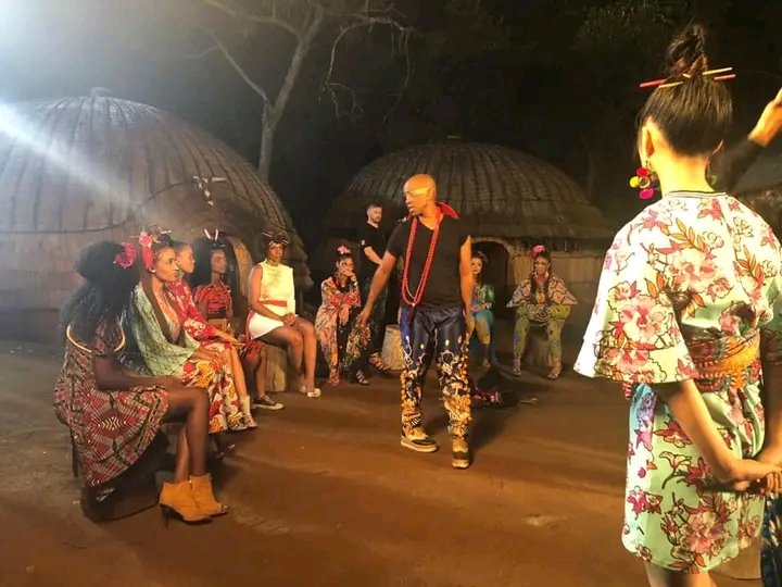 Ketsisoso's tweet photo. @Tyllaaaaaaa @MafikizoloSA 🥹 https://t.co/ktJNKEfatT