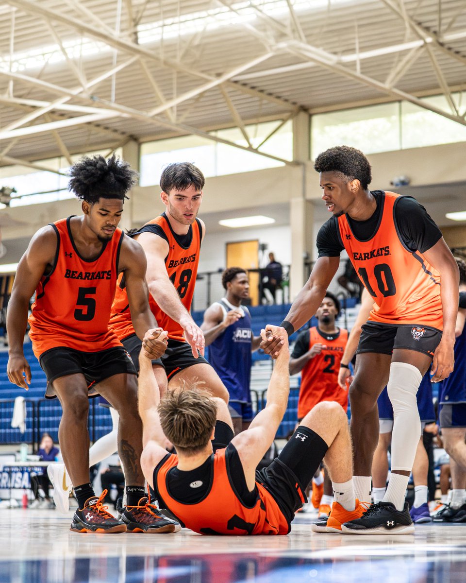 BearkatsMBB's tweet photo. Scrimmage scenes vs. ACU

#EatEmUpKats | #BePartOfIt https://t.co/MocvyrRXSv