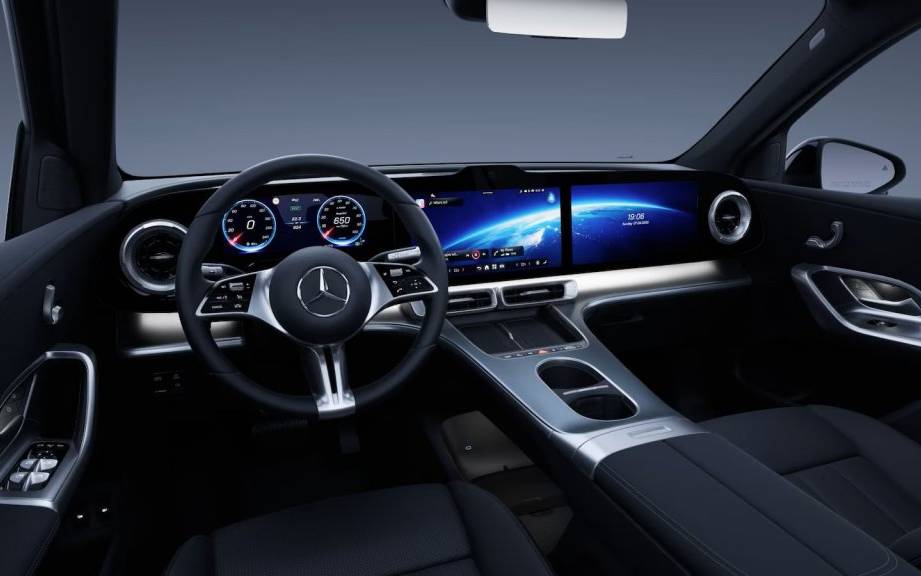 guideauto's tweet photo. Mercedes Benz annonce les prix du GLC électrique 2027
https://t.co/FY6yzaO3w1 https://t.co/9cMew4qM2O