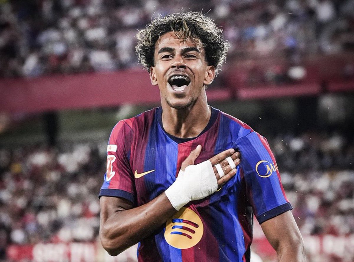 FabrizioRomano's tweet photo. 🔵🔴 Lamine Yamal reaches 20 G/A in his last 10 games for Barcelona. 🚀 https://t.co/kY12SGaYQU
