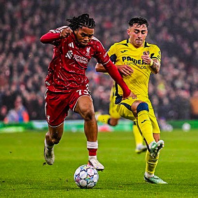 eurofootcom's tweet photo. 🚨🏴󠁧󠁢󠁥󠁮󠁧󠁿 Rio Ngumoha (18) had an 88% successful dribble rate against Villarreal. 8 dribbles attempted, 7 completed. 🪄 

Also registered 2 assists. ✅ https://t.co/xbVUJx6xNH