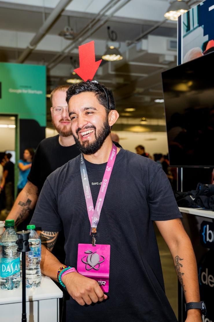 torcdotdev's tweet photo. Resume tip: put a skills box near the top with your years of experience next to each tech.
Recruiters get asked “how many years of x?” constantly, so answer it before they have to #interviewtips https://t.co/HNpouZbDU6