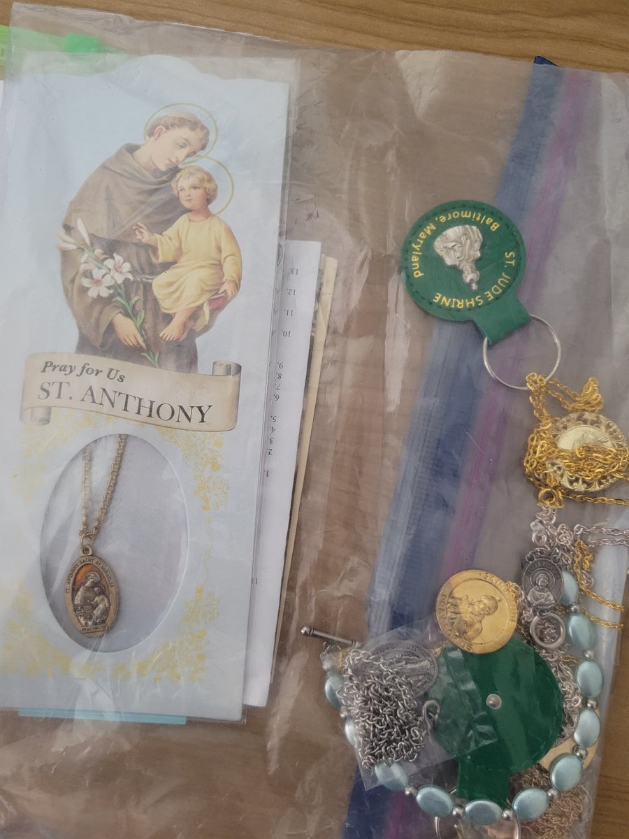 nunblogger's tweet photo. Please, whoever you are, stop mass mailing all of these cheap religious articles! Every Catholic in the US must have 20 of each! https://t.co/hH2gqLaBtk