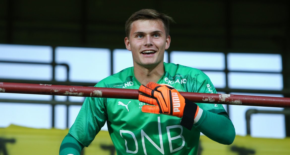 JorgenKnutsen's tweet photo. "Smultringen" Mads Hedenstad Christiansen gratuleres med 26-årsdagen. https://t.co/17vBaLfipd