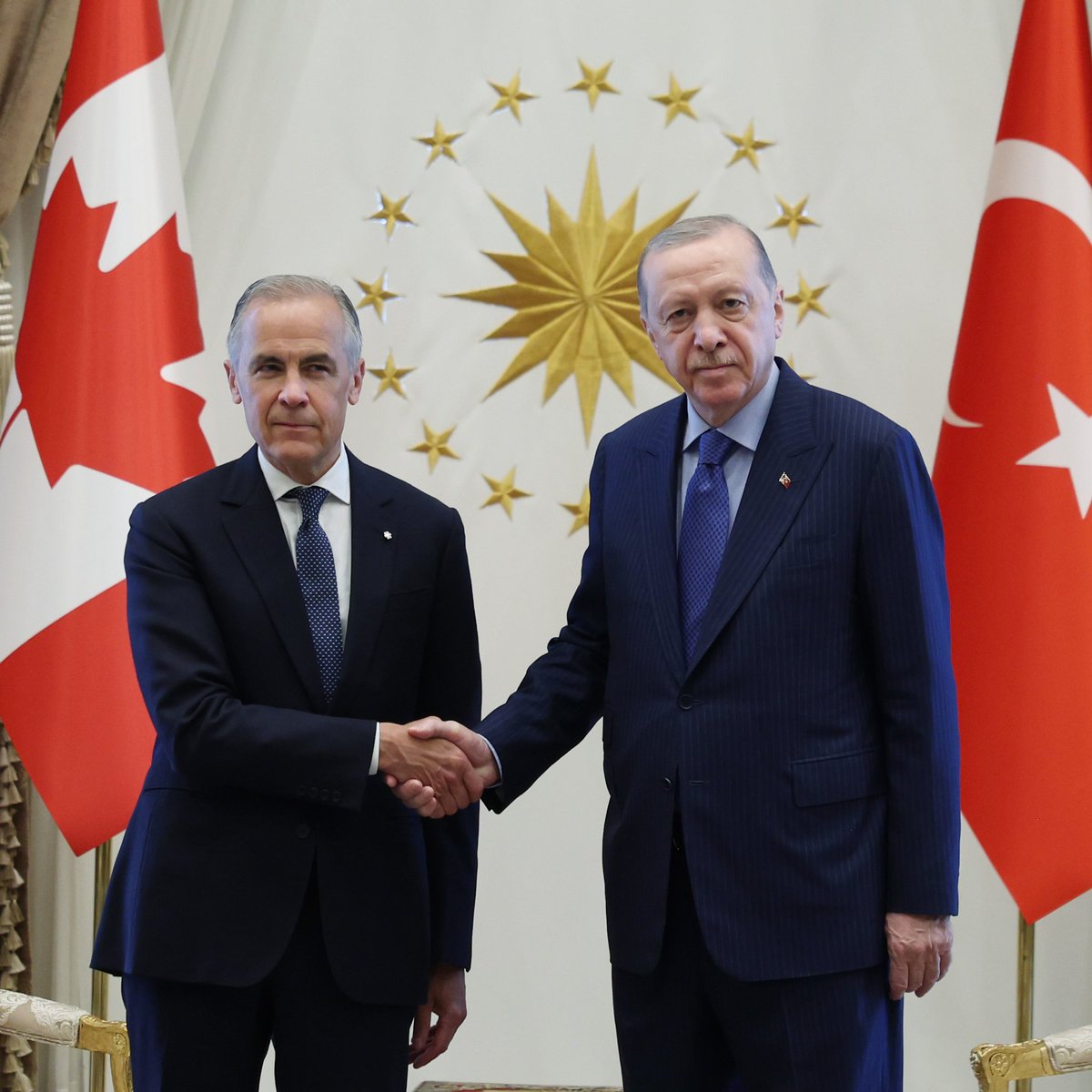 BrJR0T's tweet photo. @ConflictTR adamlar 2020de karabağ savaşı sırasında bayraktar tb2lere wescam kamera ambargosu koydu da noldu, aselsan daha iyisi aselflir-500ü yapınca kanadalı şirket sipariş krizine girdi.. şimdi tıpış tıpış savunma ve nükleer anlaşmasına geliyolar. analizler için @BrJR0T takip edin https://t.co/2PqiunW57V