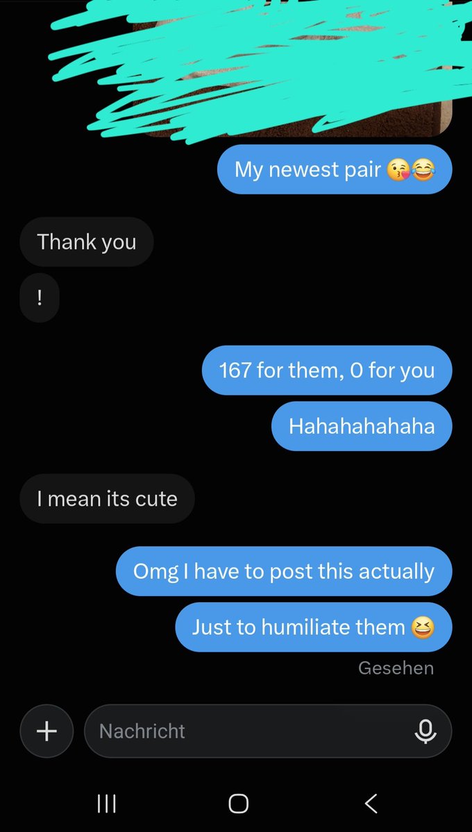 urG0ddessS0phie's tweet photo. Sent a friend of mine, thats somewhat into feet/socks lol, the same sock pic the other loser paid 167€ for, for free 🤭😂
#censoredforbeta https://t.co/ANo32hhIhp
