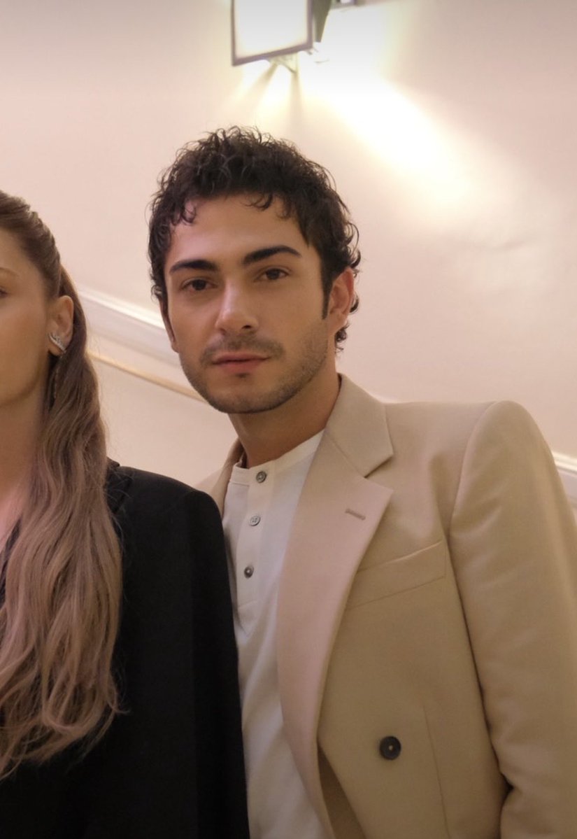 GoodFNisBack's tweet photo. Impulsive arrogant 🐸 face! Why would she date him in real life? https://t.co/xEMsNsOP7c