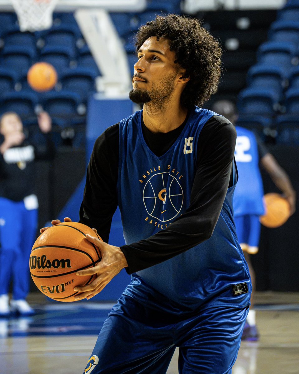 AngeloStateMBB's tweet photo. Stacking Days 🧱

#RamHoops #RamEm https://t.co/yAnPW0Hpss