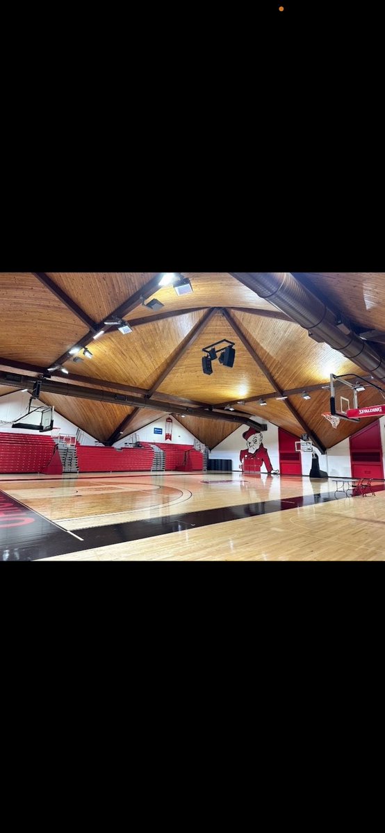 e_ellis11's tweet photo. Thankyou Coach @CoachDAlbanese and Coach Dewitt for having me on an amazing vist at OWU! https://t.co/OAy4mXO6N4