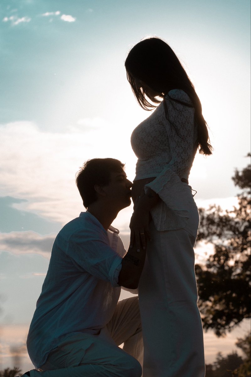 Antogomez001's tweet photo. mi mayor sueño hecho realidad 🐣💍🤍 https://t.co/QrA5BWeSVD
