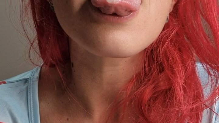 Angelcat4you's tweet photo. Fresh upload: BLOWING THICK YELLOW SNOT INTO A GLASS – POURING IT INTO MY MOUTH &amp; SWALLOWING IT ALL 🔥 Only $24.99
👉 https://t.co/Lsn210kyj2
#NOSEBLOWING #YellowSnot #ThickSnot #SnotFetish #NoseFetish #NoseBlowing #SnotCollection #CupFullOfSnot #DrinkingSnot... https://t.co/h9qAuj50lB