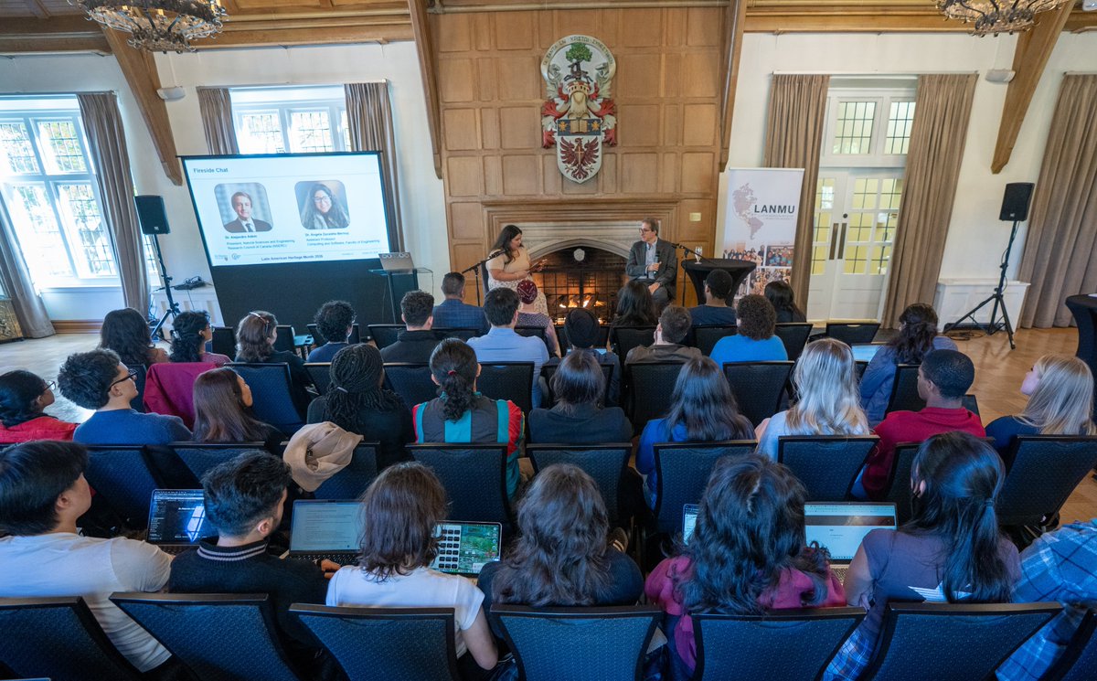 NSERC_CRSNG's tweet photo. 🎓🌎
As part of @McMasterU’s Latin American Heritage Month celebration, #NSERC President @AlejandroAdem visited campus today.

Highlights included a fireside chat with Dr. Angela Zavaleta Bernuy, meetings with faculty, staff and students, and tours of research facilities. https://t.co/8dmbiiORGt
