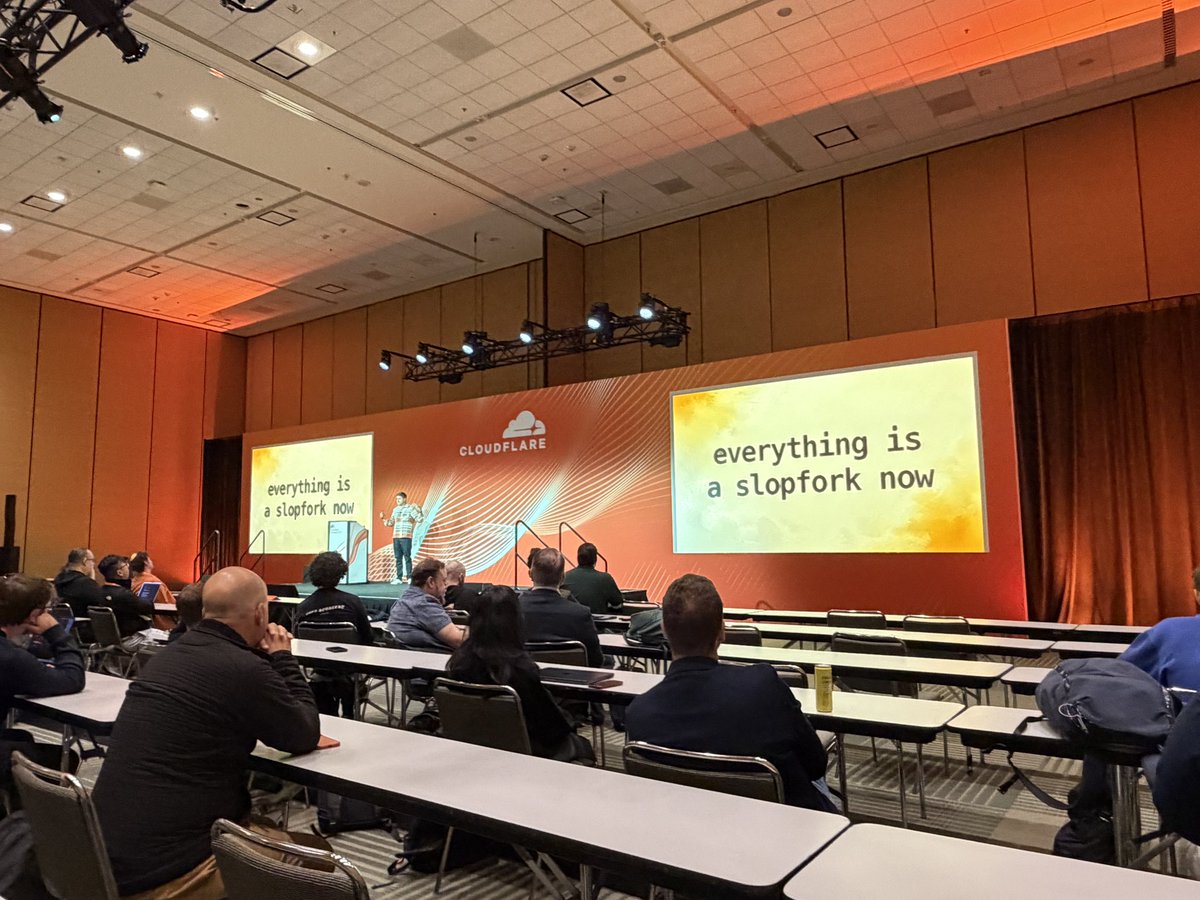 yusukebe's tweet photo. everything is a slopfork nowて面白いな

#CloudflareConnect https://t.co/DMznp8Btcf