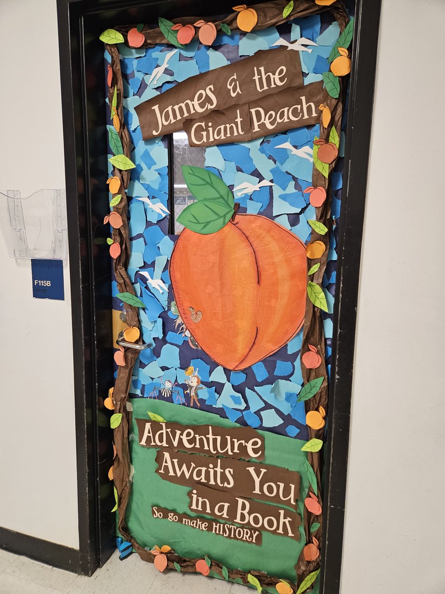 EricaFox_EdD's tweet photo. Check out some of the fun door decorations for @elkinspointe literacy night! https://t.co/4jsK4Rr55s