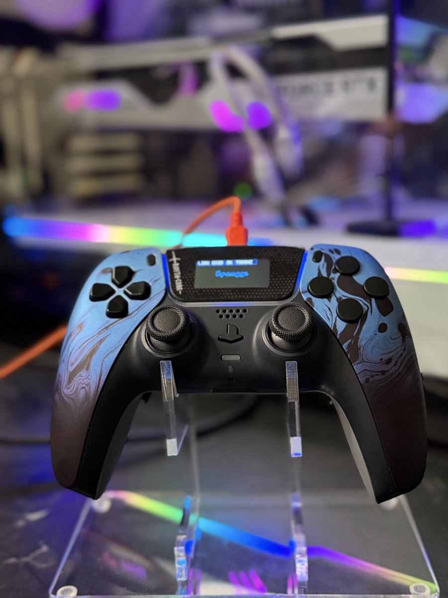Skeletonyall's tweet photo. New Cinch Rayth 8k!! This thing is NICE!!

@CinchGaming 
@RaythCore https://t.co/jzyKF5p4wR