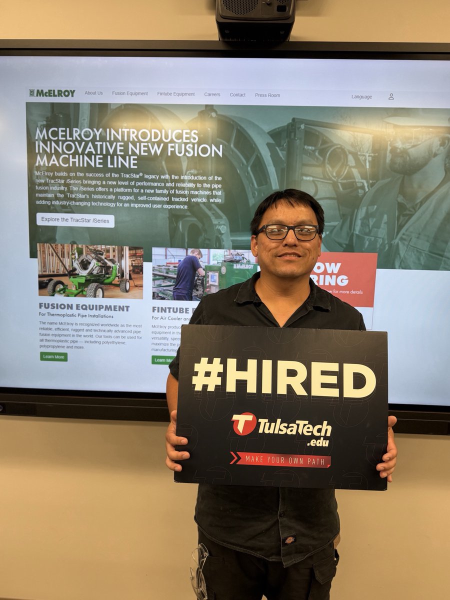 tulsatech's tweet photo. 🎉  ⚙️Congratulations Steven Vue on being #Hired! Steven is a graduate of our CNC Machinist program and is now headed to McElroy Manufacturing. Congrats

#MyTulsaTech https://t.co/fq9MfpleQ0