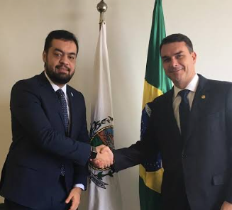 weslleyfvm's tweet photo. @laurizze os últimos quatro governadores do rio de janeiro (estado que o rachadinha tem 23 anos de atuação) já foram presos, mas a moda é atacar o voto de outro estado né? #NordestinosComLula https://t.co/G1BbhvgtIj
