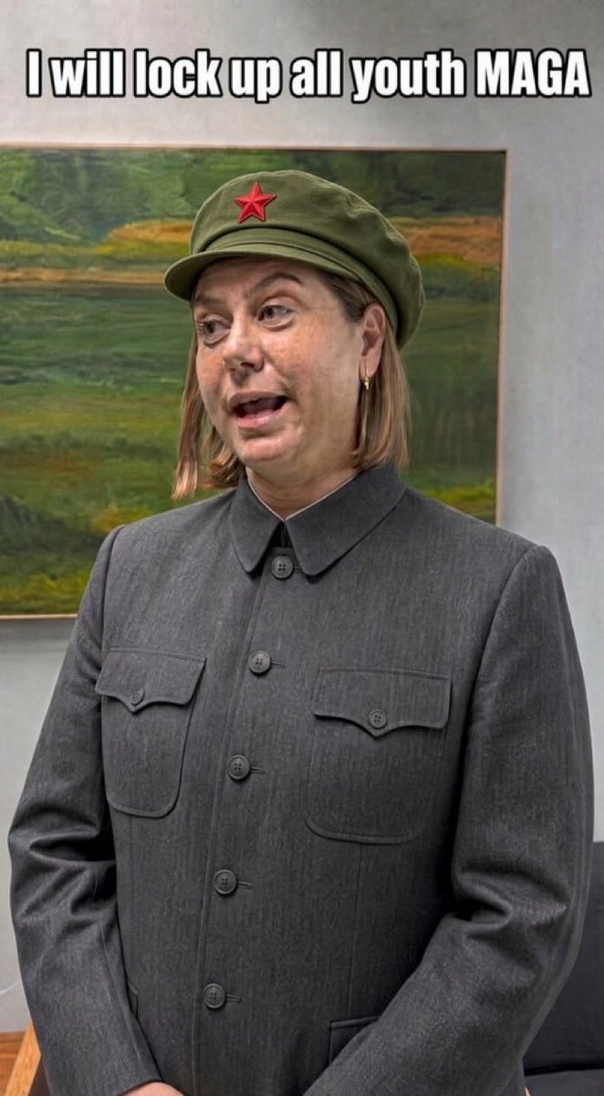 Konapupp's tweet photo. @BuzzPatterson Commissar Elisslut has a message https://t.co/6B1r6nvK9b