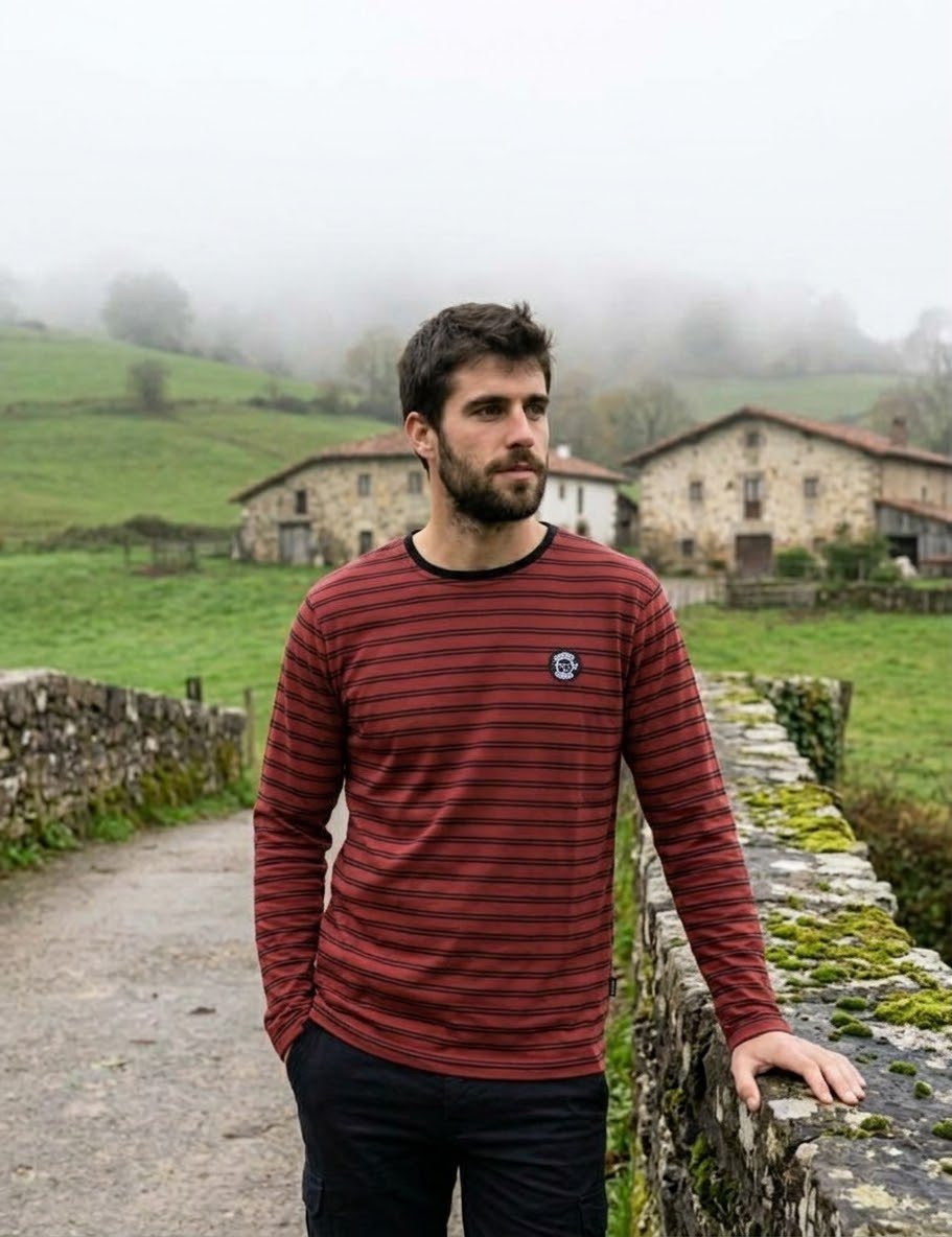 _Itoiz's tweet photo. 🍄 Kamiseta HARRI
🛒 https://t.co/NqGOcJrc6z
📷 ig @itoizshop
.
#Onddo #OnddoTaPunto #Udazken #Otoño #Portugalete #EuskalHerria https://t.co/NXABiRQYnR