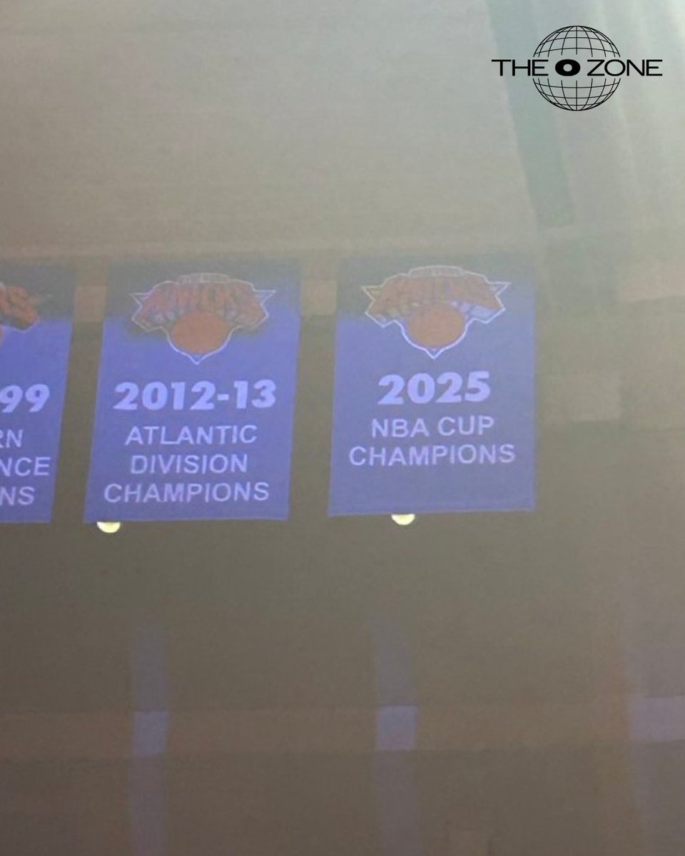 theOzoneshow's tweet photo. Another banner in the rafters at MSG! 🏆🗽 The Knicks have officially raised their 2025 Emirates NBA Cup championship banner. Keep the banners coming! 🔶🔷
📸 Photo credit: @SbondyNBA
#Knicks #NewYorkKnicks #KnicksTape #NBACup #KnicksNation https://t.co/WStXtpUu65