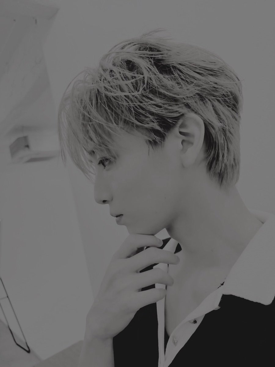 mmMaltesee's tweet photo. ほんとに同じこと思ってた
宝塚の男役みたいでめっちゃ綺麗
颯斗は美形というより美人って言葉の方がしっくりくる☺️♡ https://t.co/7GBVci0D6r