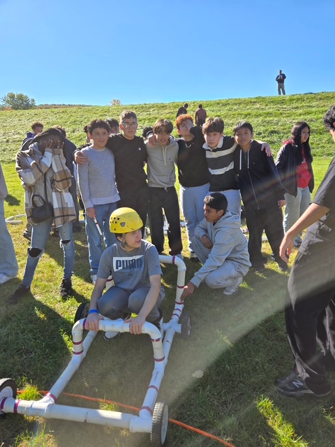 PeekskillCSD's tweet photo. Our Peekskill HS freshmen had a wonderful time at Camp Mariah! The trip gave students the opportunity to connect with one another and their teachers outside the classroom, building relationships and a stronger sense of belonging as part of the PHS family. #KeepingthePromise https://t.co/Rot07jQ9YX