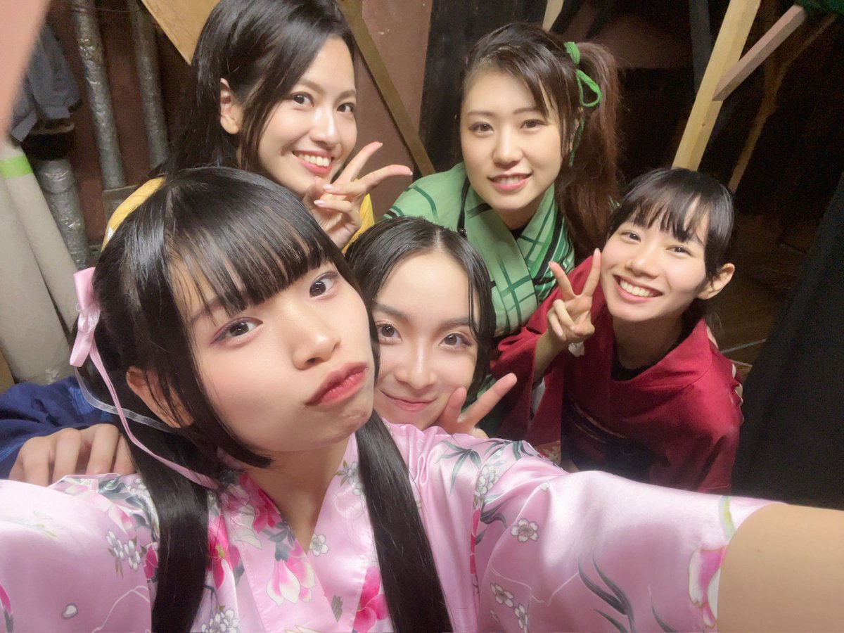 shiachan_n's tweet photo. #鳥籠の城2026 感想まわりもしちゃうぞ🐕 ͗ ͗

📹配信アーカイブ ¥4,000
https://t.co/HzG8dYgrPP

💿Blu-ray ¥4,500
特典映像付き！
https://t.co/SrqntW66FP

劇場で見れなかったよ！まだまだ見たいよ！という方におすすめ！というか皆様におすすめ！よろしくね！ https://t.co/jbNlvkVelv