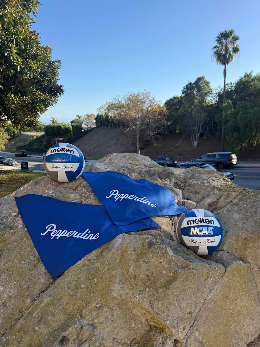 PepperdineWVB's tweet photo. It's a big week!

🩷 Thursday: WEAR PINK as we block out cancer ❌
🤠 Saturday: Giddy up as we turn into the wild Western Waves (first 75 fans get a Pepperdine bandana)

Don't miss out!

🎟️ | https://t.co/wM4GW4LPls

#MakeWaves | @PepperdineWaves https://t.co/o2JoqWAuMN