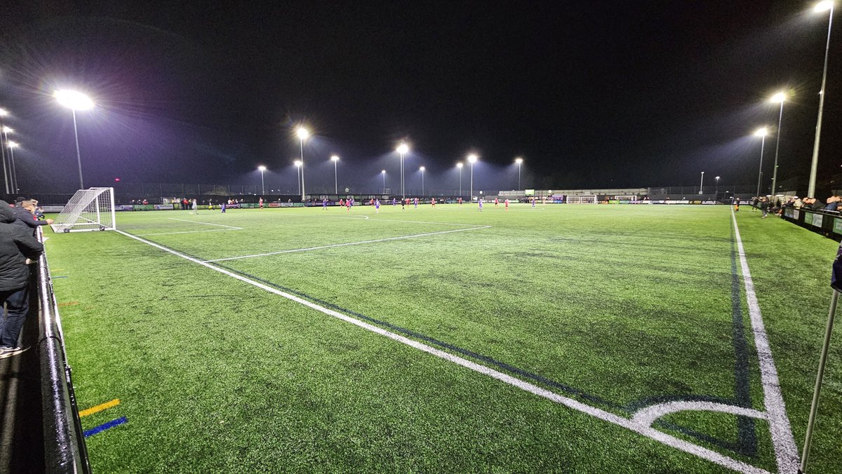 Rob_WCFC's tweet photo. 43rd visit to Stoneham Lane tonight. @afc_stoneham 1-4 Winch

Great performance tonight &amp; easily could've been way more

Slightly Disappointing to concede but controlled the other 97% of the game.

Decent @WinchFans turnout too. Reckon we had over half the crowd! #UpTheWinch ❤️🖤 https://t.co/T9A5nnHS2N