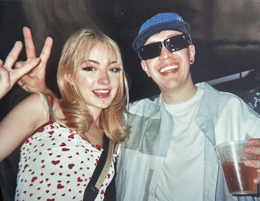 candevzz's tweet photo. gartic duo throughout the years🥹🥹💗los quiero mucho!!<3 https://t.co/WMBmmA9Lw3